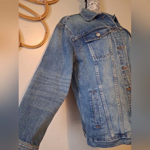 Madewell The Oversized Jean Jacket in Capstone Wash Size M / P2P 21 - Picture 3 of 11